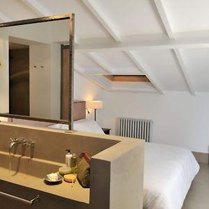 Habitación con 2 Camas Individuales